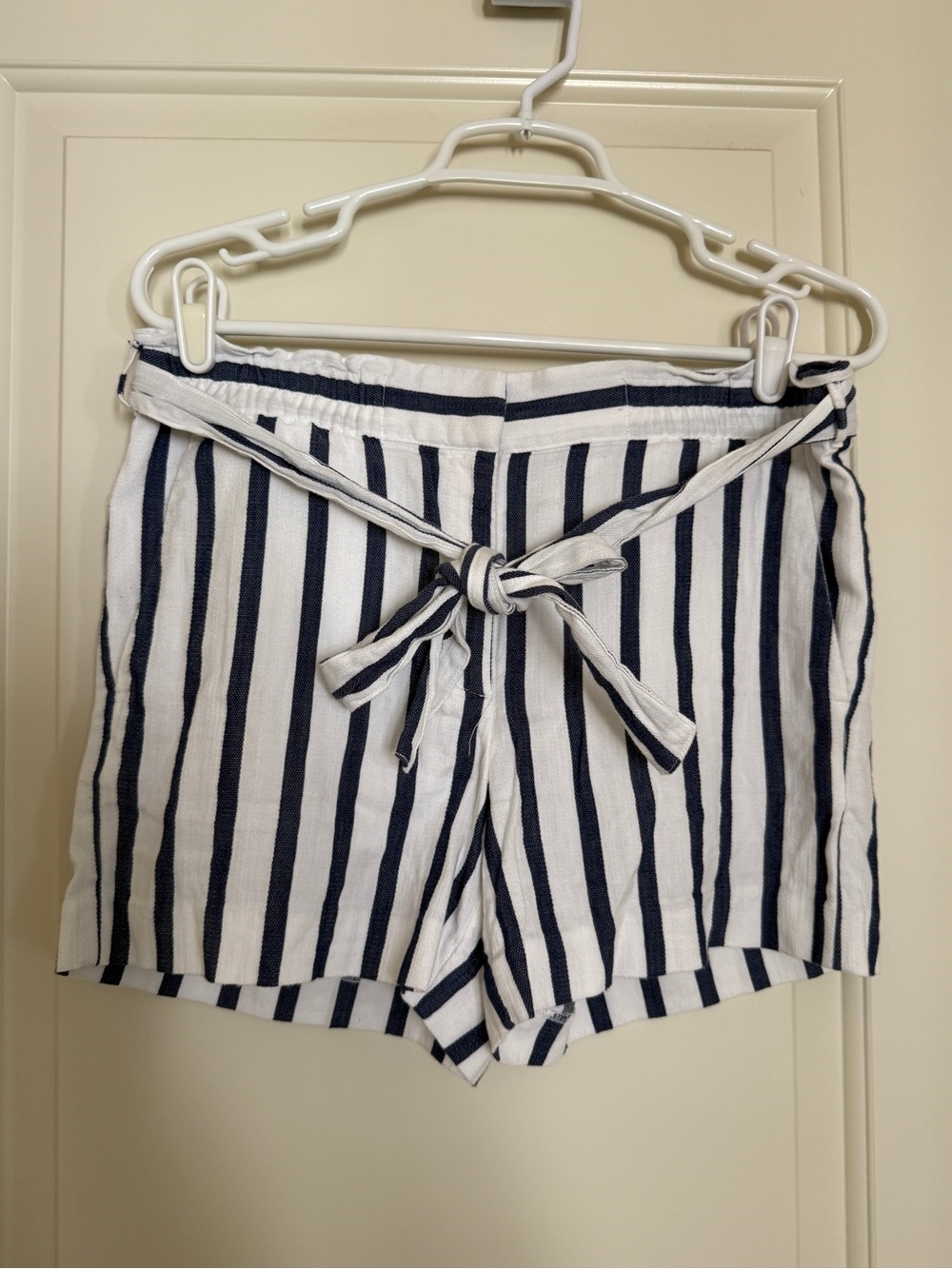 Shirt Subcategory Identification - Picture 2 of 8
